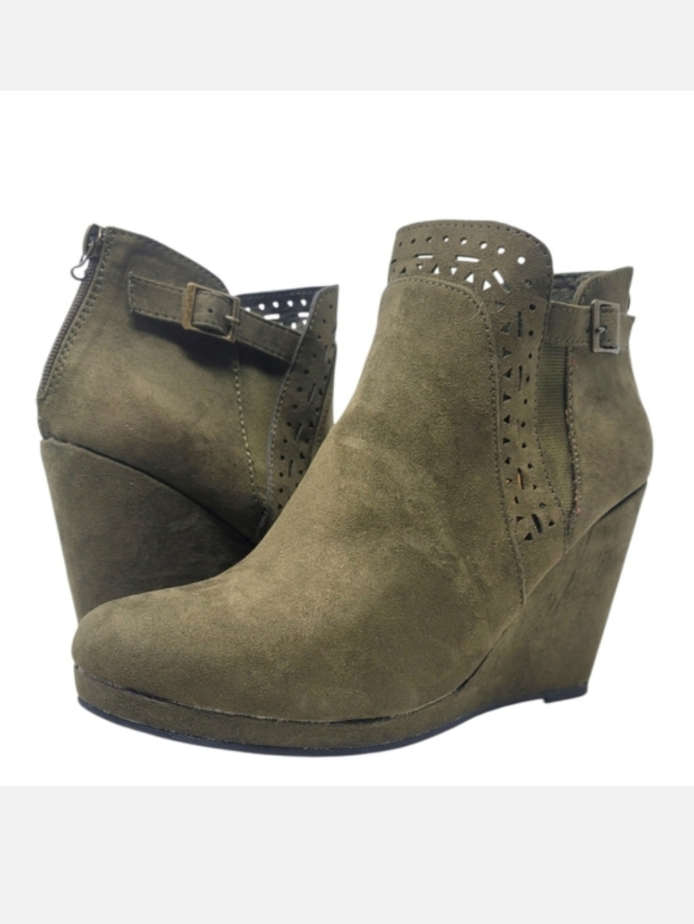 Daisy Fuentes Dark Green Raven Laset Cut Ankle Boot Size 11
